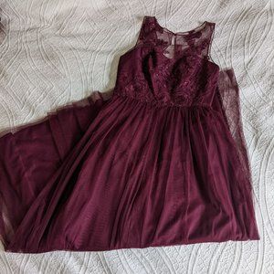 David's Bridal Sleeveless Embroidered Soft Net Bridesmaid Dress - Size 8 Wine